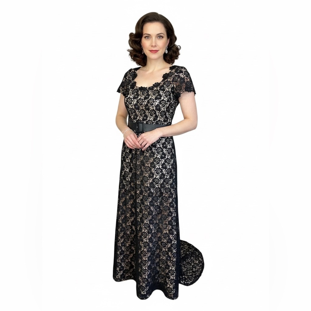JS Boutique Black Lace Cocktail Dress Nude Lining Size 12